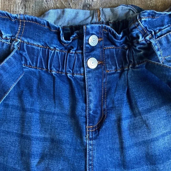 Almost  Famous Jeans - Picture 2 of 7